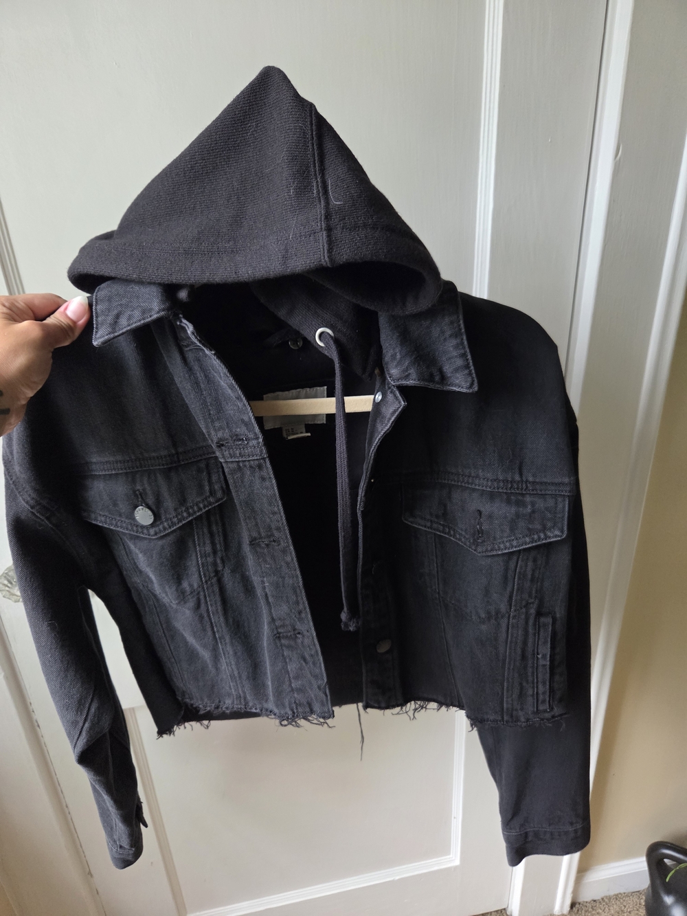 Forever 21 Black Cropped Hooded Denim Jacket